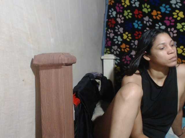 Elizabeth-a's BongaCams show and profile