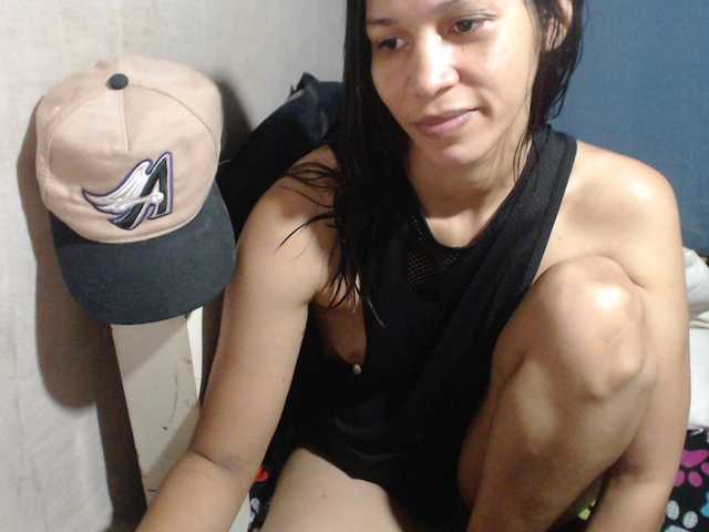 Elizabeth-a's BongaCams show and profile