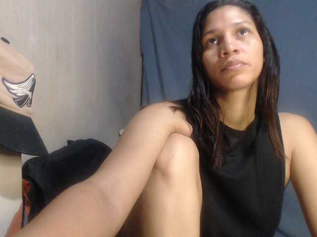 Elizabeth-a's BongaCams show and profile