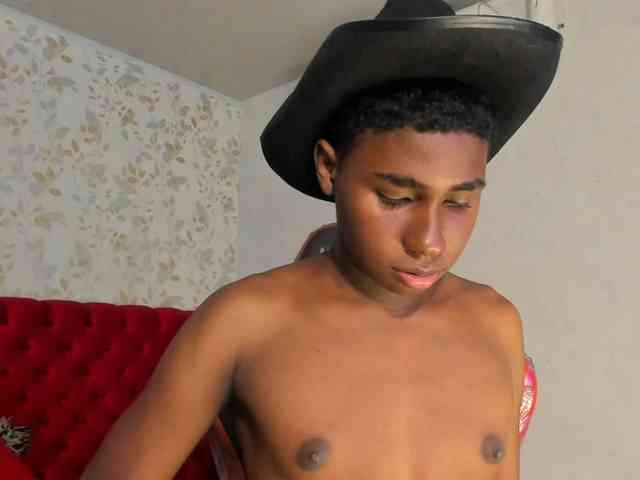 teylorlovee teylorlovee