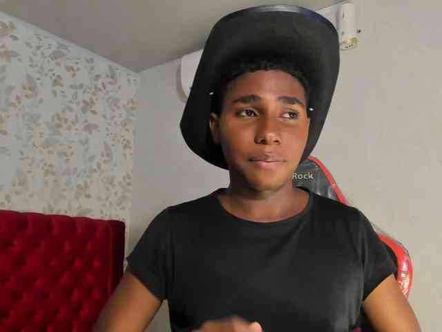 teylorlovee teylorlovee