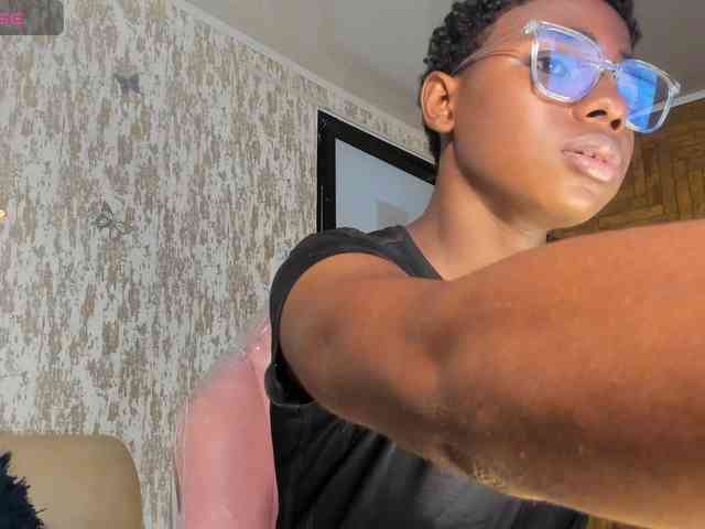 teylorlovee Live Webcam on BongaCams