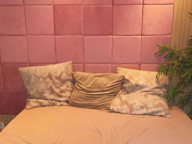 SpicyCarlaXX — Overflowing with temptation---come get lost in these curves @remain #cum #bigtits #squirt #anal #bbw 