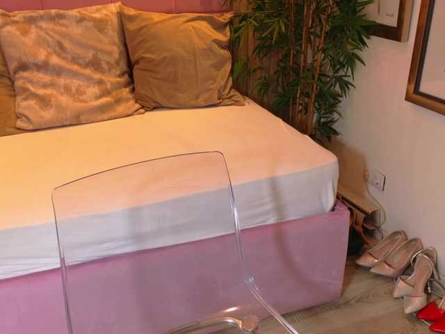 SpicyCarlaXX's BongaCams show and profile