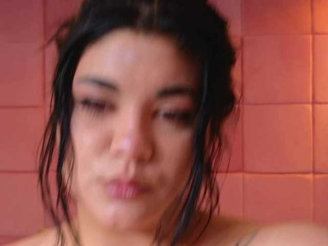 SpicyCarlaXX's BongaCams show and profile