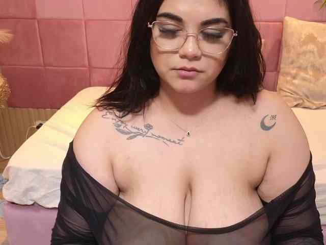 SpicyCarlaXX webcam