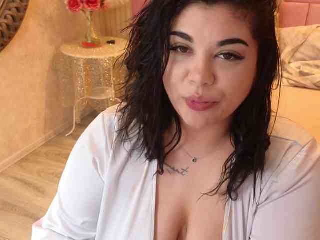 SpicyCarlaXX SpicyCarlaXX