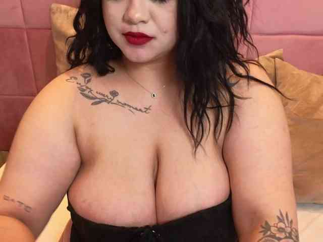 SpicyCarlaXX SpicyCarlaXX