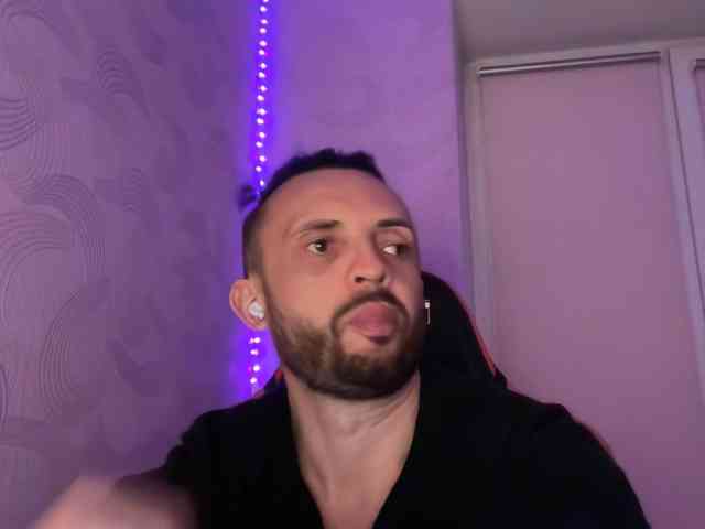 HotFenix Live Webcam on BongaCams