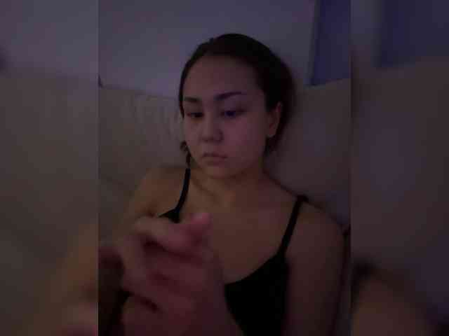 Adelya0201 Live Webcam on BongaCams