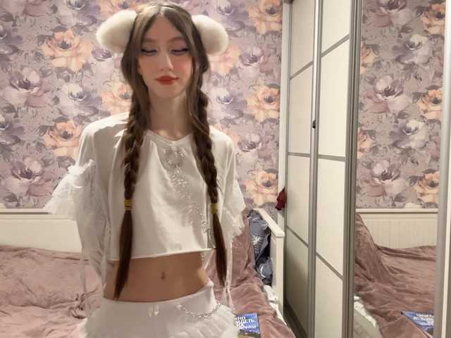 NyxoraMary's BongaCams show and profile