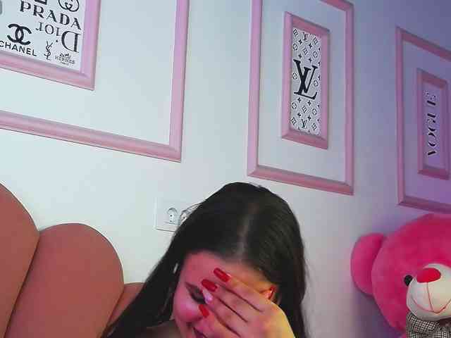 LizzySpark Live Webcam on BongaCams