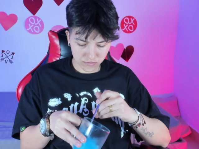 nicocoox's BongaCams show and profile