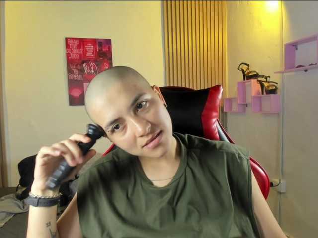 nicocoox's BongaCams show and profile