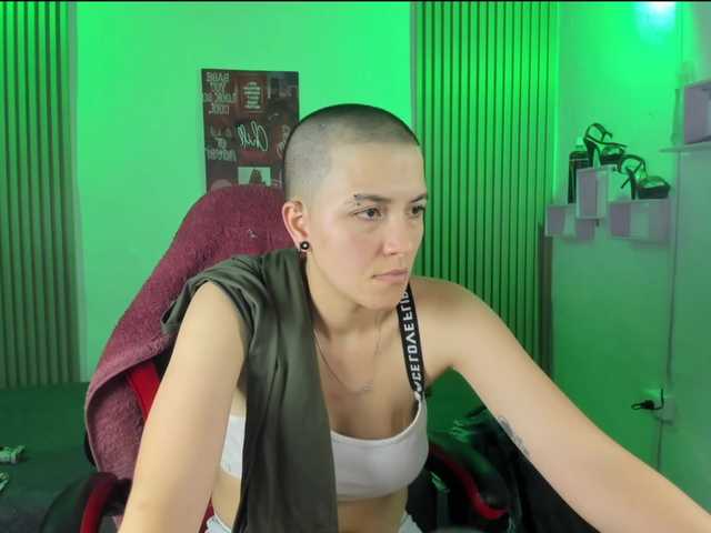 nicocoox's BongaCams show and profile