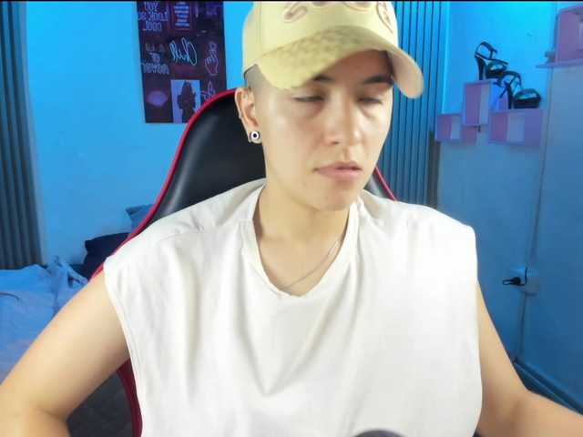 nicocoox's BongaCams show and profile