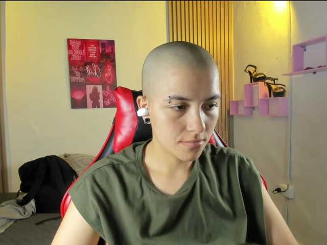 nicocoox's BongaCams show and profile