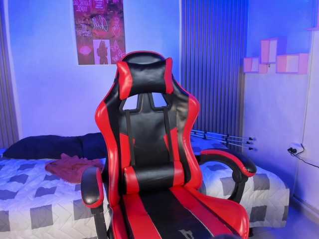 nicocoox's BongaCams show and profile