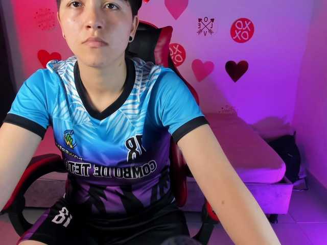 nicocoox's BongaCams show and profile