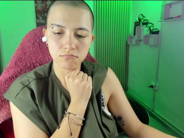 nicocoox's BongaCams show and profile