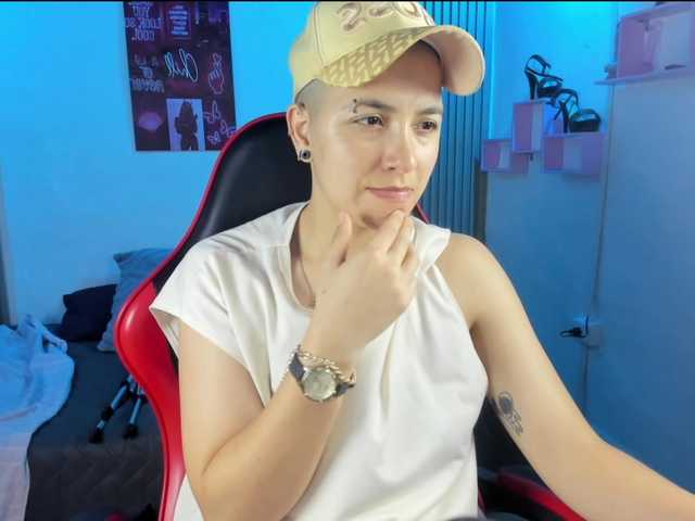 nicocoox's BongaCams show and profile