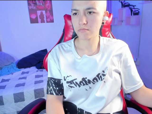 nicocoox's BongaCams show and profile