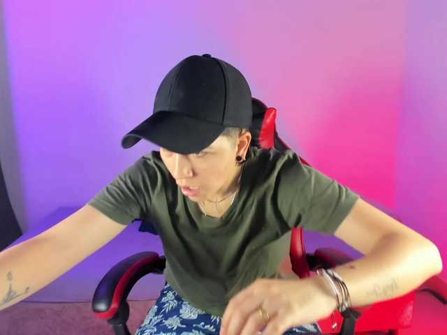 nicocoox's BongaCams show and profile