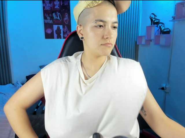 nicocoox's BongaCams show and profile