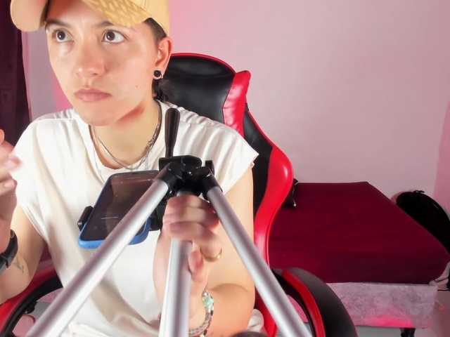 nicocoox's BongaCams show and profile