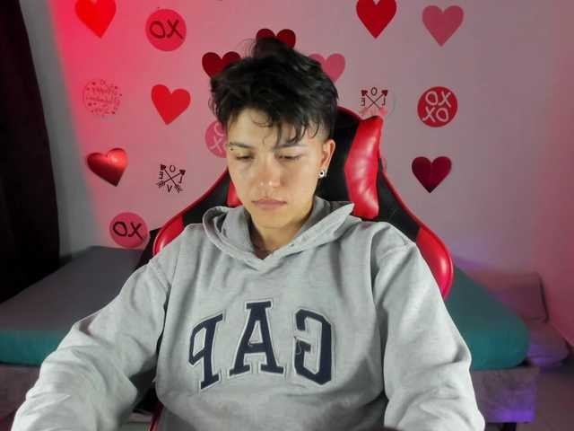 nicocoox's BongaCams show and profile