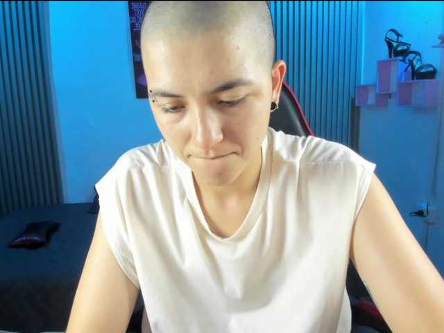 nicocoox's BongaCams show and profile