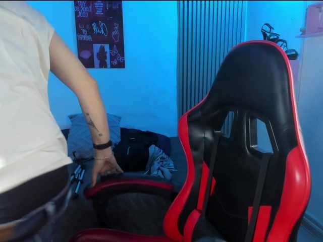 nicocoox's BongaCams show and profile