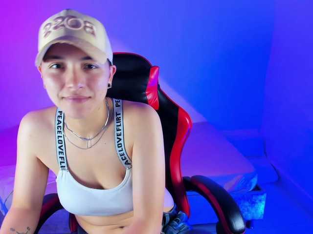 nicocoox's BongaCams show and profile