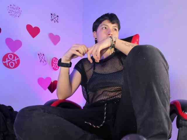 nicocoox Live Webcam on BongaCams