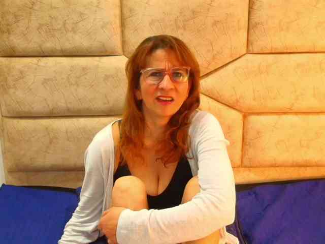 MargarethRouss Live Webcam on BongaCams