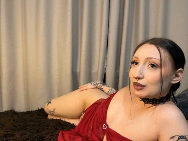 easteralt's BongaCams show and profile