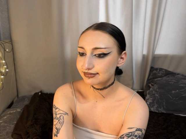 easteralt's BongaCams show and profile
