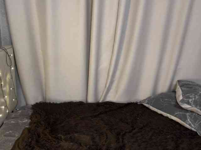 easteralt Live Webcam on BongaCams