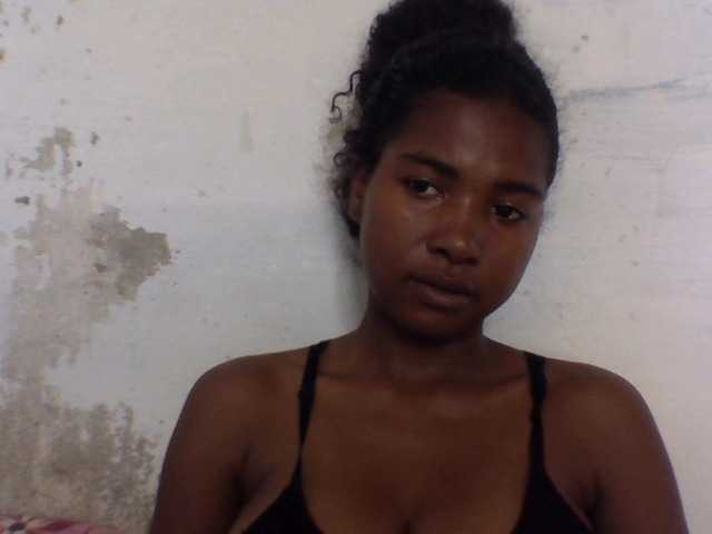 Ivaniaa's Thumb Image