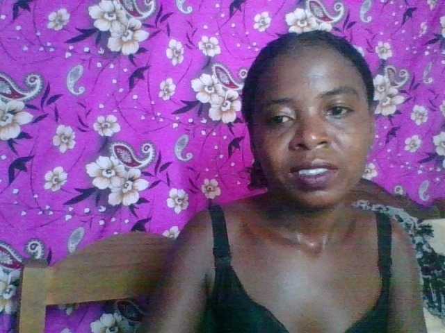 Christina-2 – webcam model profile photo