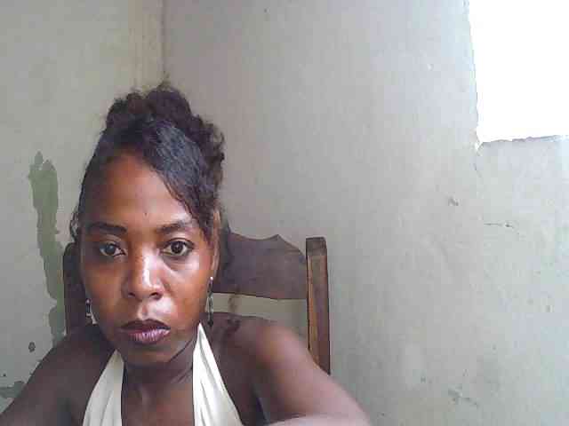 Christina-2 Live Webcam on BongaCams