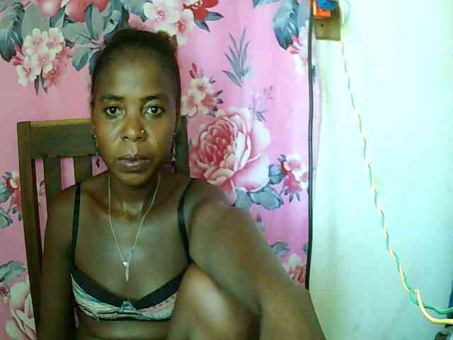 Momeny webcam