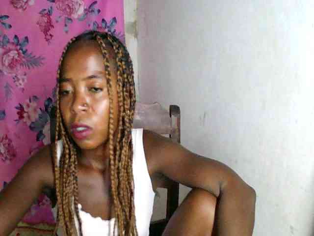 Christina-2 Live Webcam on BongaCams