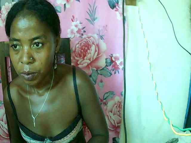 Momeny webcam