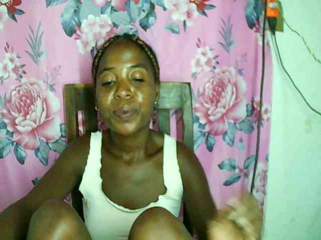 Momeny webcam