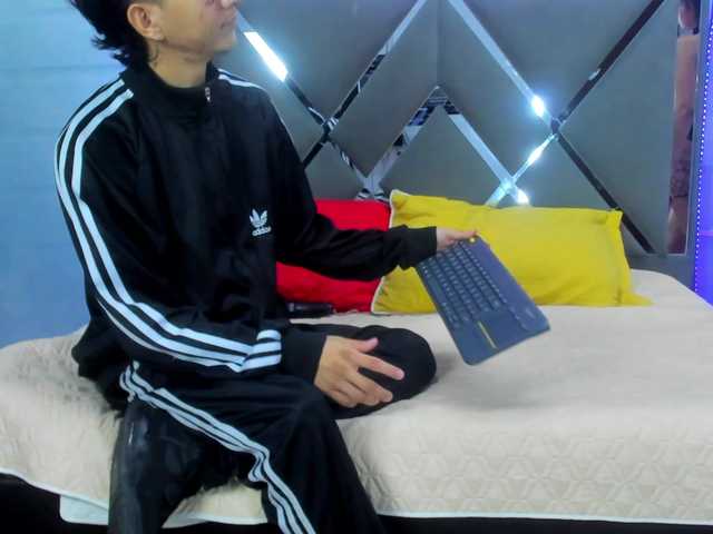 BunnyLove- – webcam model profile photo