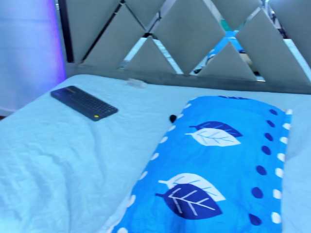 BunnyLove-'s BongaCams profile