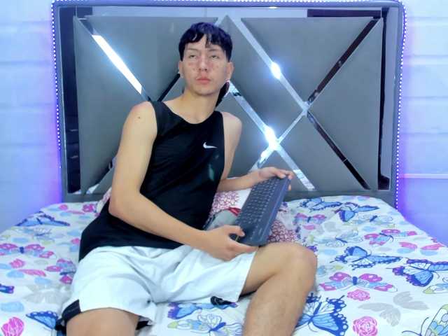 BunnyLove-'s BongaCams show and profile