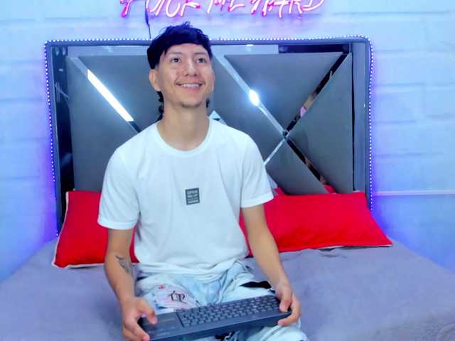 BunnyLove-'s BongaCams show and profile