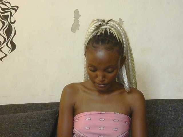 SultryAngels webcam bongacams model stream image